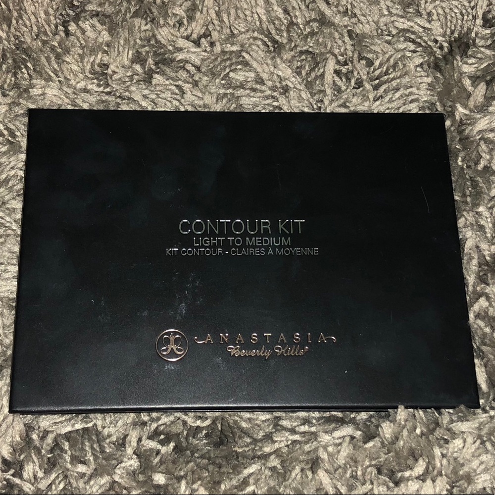 Anastasia Beverly Hills Contour Kit